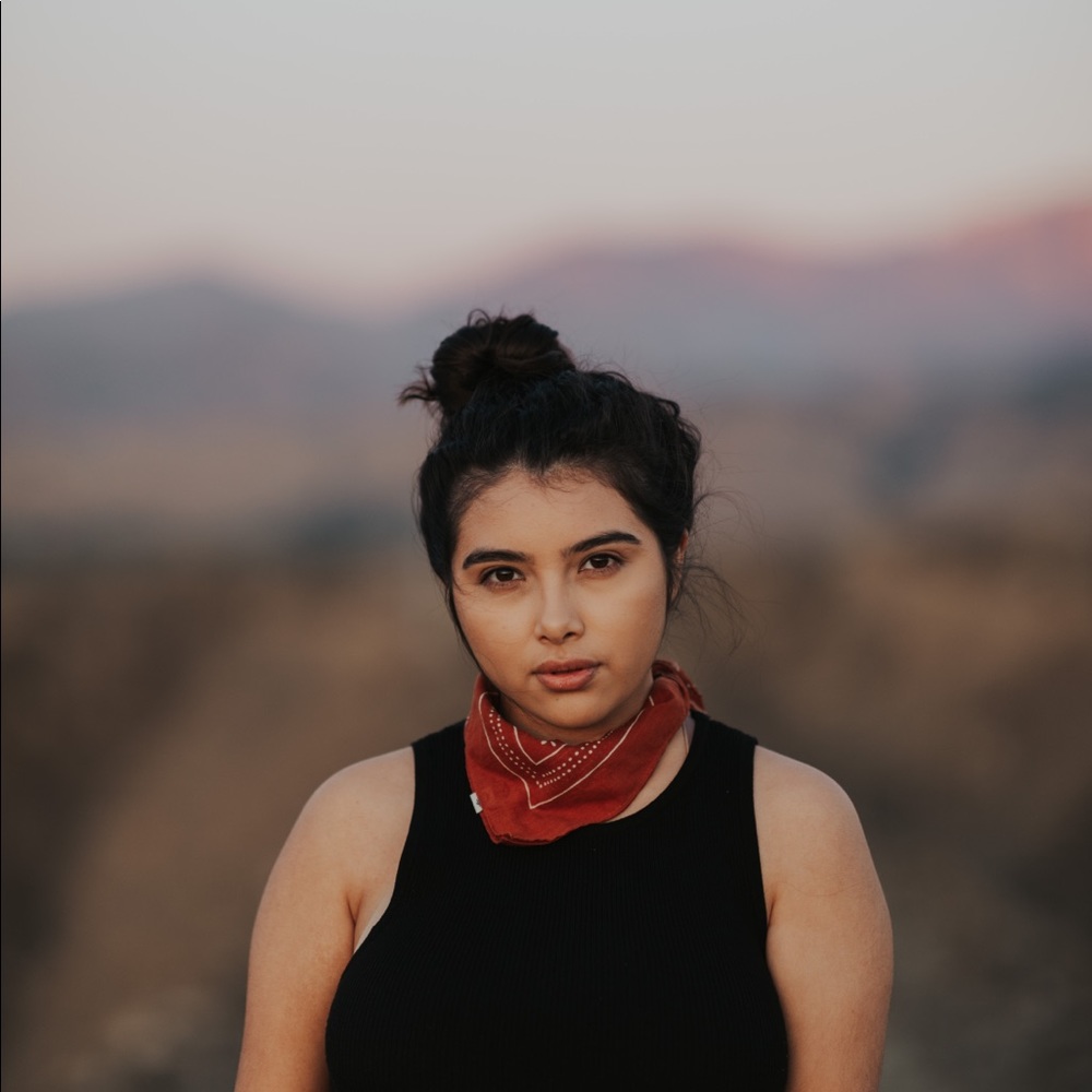 Meet your Posher, Serina